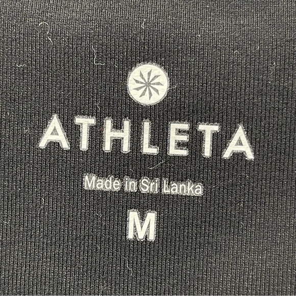 Athleta Black Chaturanga Criss Cross Capri Size Medium - Picture 7 of 8